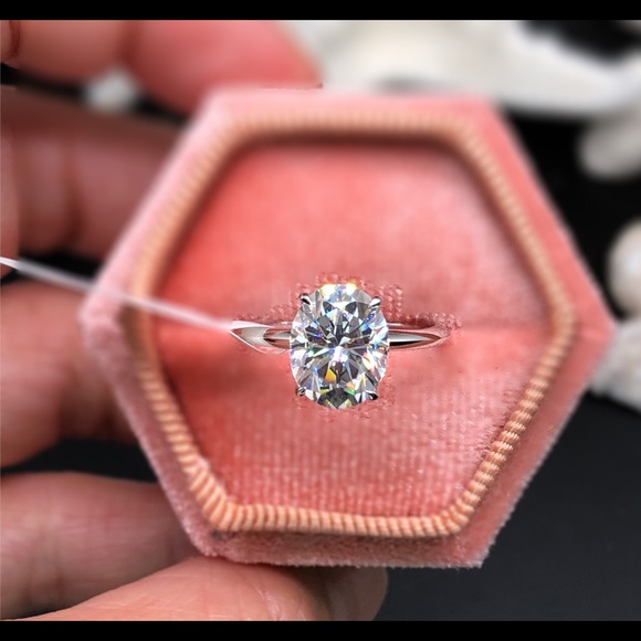 14k moissanite ring with Certificate - Picture 7 of 15